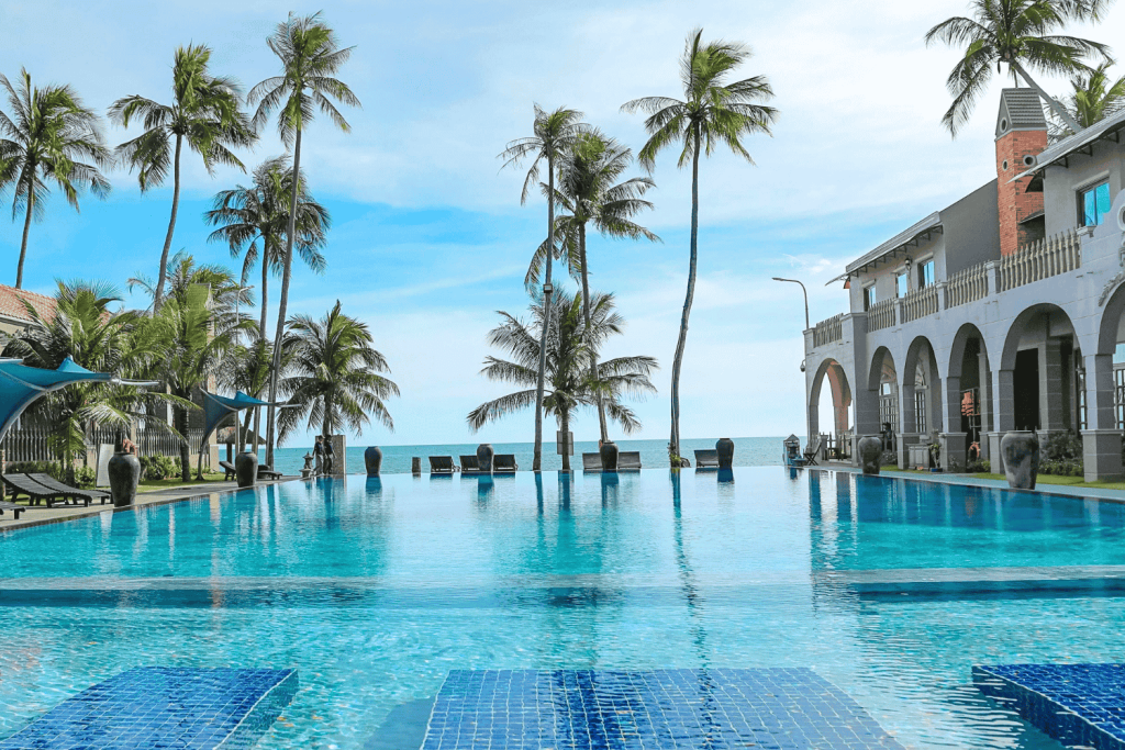 Le Viva Resort Mũi Né – Resort view biển, hồ bơi tràn viền đáng thử