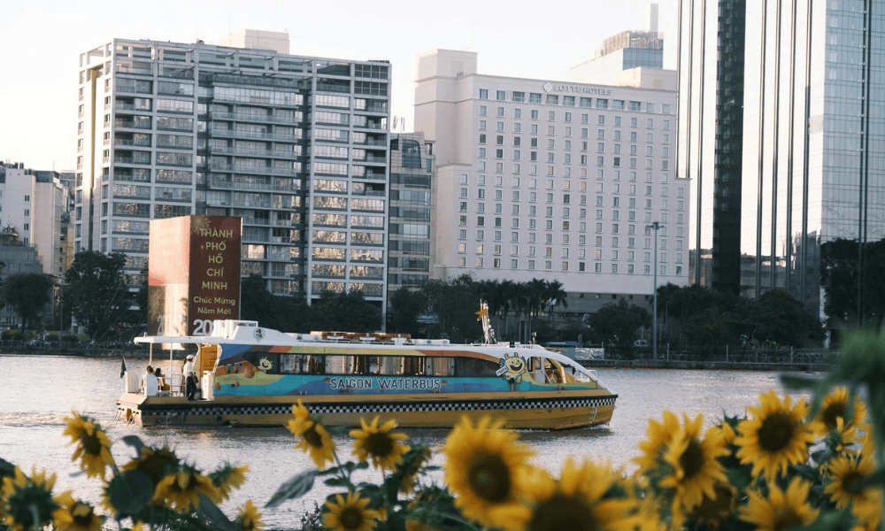 Water Bus Sài Gòn – Trải nghiệm ngắm thành phố từ sông